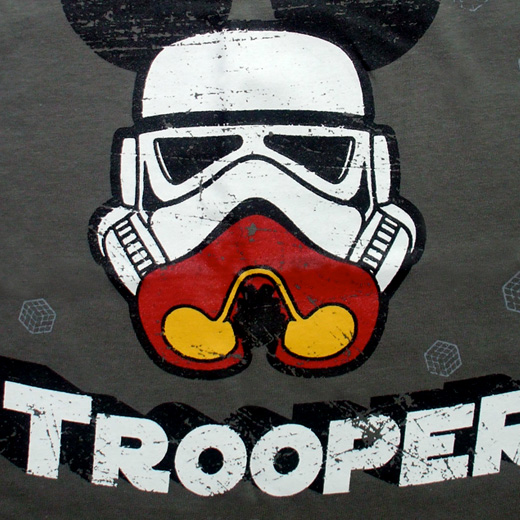 CLOSE-UP 1 - Mickey Trooper T-shirt
