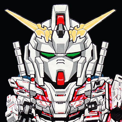 CLOSE-UP 1 - Unicorn Gundam T-shirt